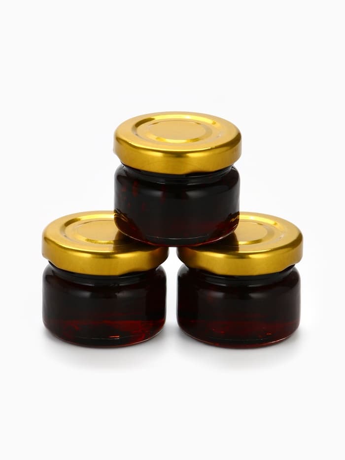 Варенье с сосновыми шишками «23 февраля», вкусы: апельсин, брусника, классический, 30 г × 3 шт.