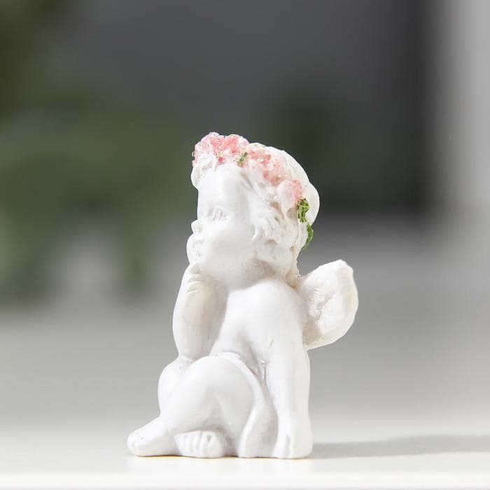 Фигурка полистоун «Ангелок-милашка в венке из роз», 3×2×2 см, МИКС