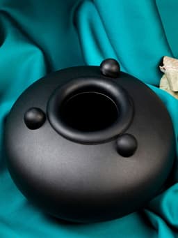 Глюкофон - музыкальный инструмент, черный, 8 лепестков, 15×9 см