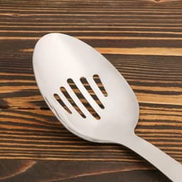 Ложка-шумовка Шафран, 35 см, черпало 10×7 см, с деревянной ручкой, металл