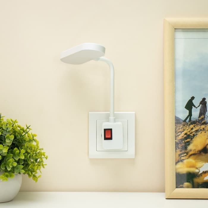 Бра в розетку «Берд» LED 7 Вт белый 1.5×12×21 см