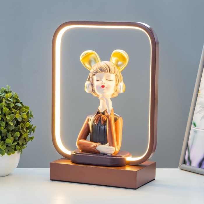Настольная лампа «Девушка в наушниках» LED 15 Вт коричневый 24×10×34 см RISALUX