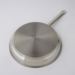 Сковорода Катунь «Общепит», d=34 см, толщина корпуса 0.6 мм, дно 3.5 мм, антипригарное покрытие, индукция, нержавеющая сталь, AISI - 201