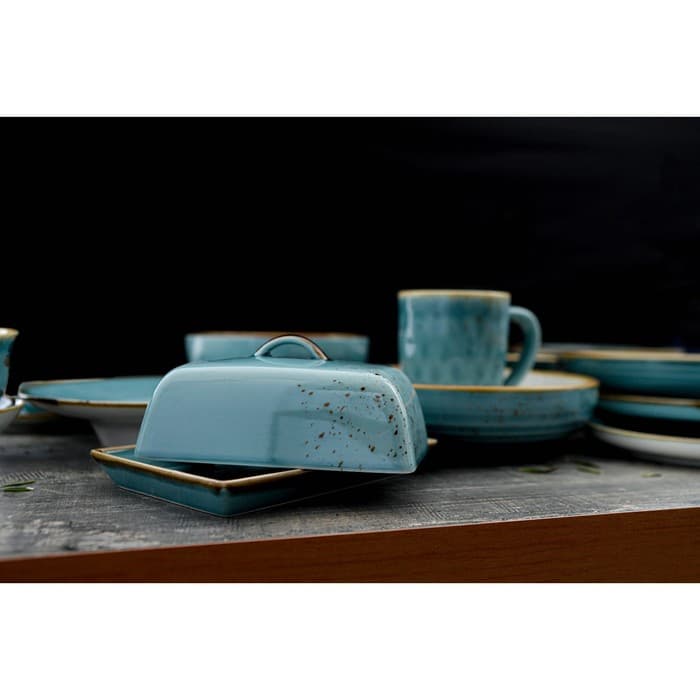 Маслёнка Magistro «Церера», 18×12 см, фарфор, голубая