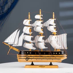 Сувенирная модель корабля «Искатель», 40×7×35 см