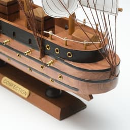 Сувенирная модель корабля «Искатель», 40×7×35 см