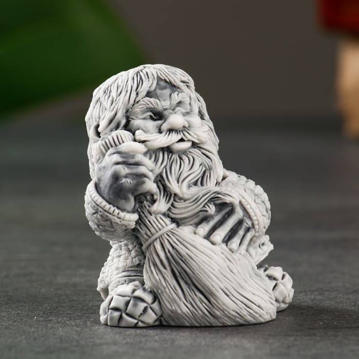 Фигурка декоративная «Домовой с веником», 6.5 см