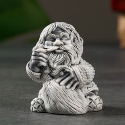 Фигурка декоративная «Домовой с веником», 6.5 см