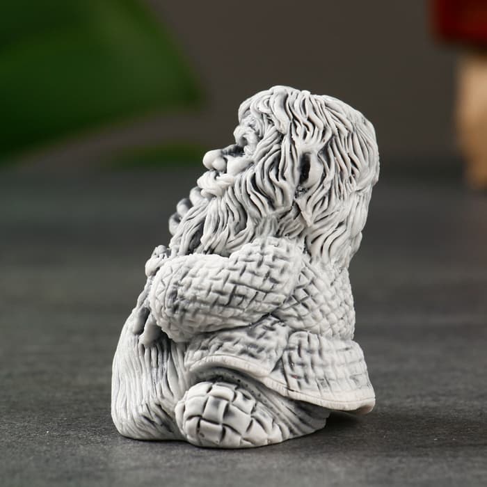 Фигурка декоративная «Домовой с веником», 6.5 см