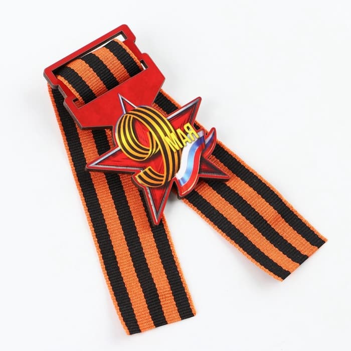 Значок с георгиевской лентой на День Победы «9 Мая», дерево, 4.6×5.7 см