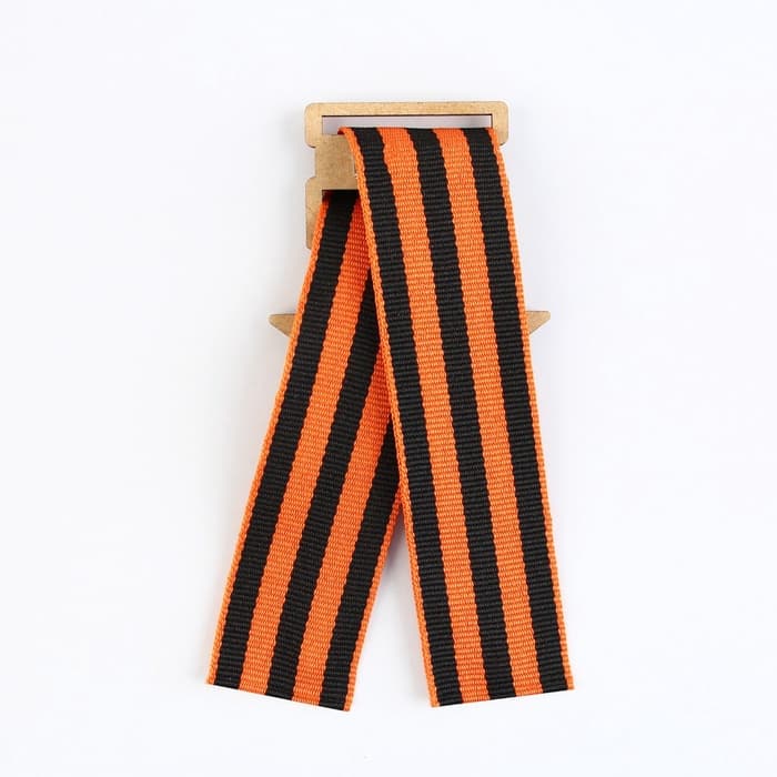 Значок с георгиевской лентой на День Победы «9 Мая», дерево, 4.6×5.7 см