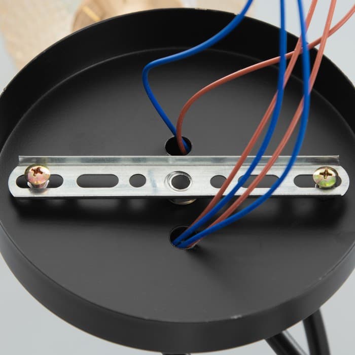 Люстра «Изота» 3хE27 40 Вт черный 38×38×28 см BayerLux