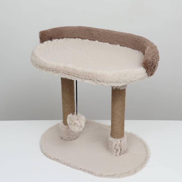 Когтеточка c лежанкой «Пижон», 58×36×39 см, овальная, пушистый мех, джут, бежевая