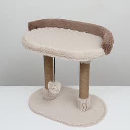 Когтеточка c лежанкой «Пижон», 58×36×39 см, овальная, пушистый мех, джут, бежевая