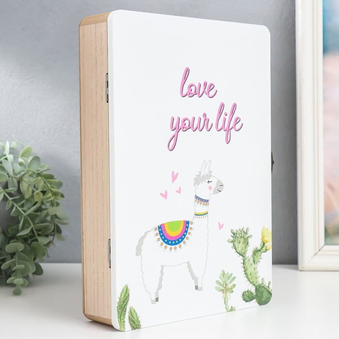 Ключница настенная «Лама и кактусы», дерево, 6 крючков, панно декоративное, 20×5.5×29 см