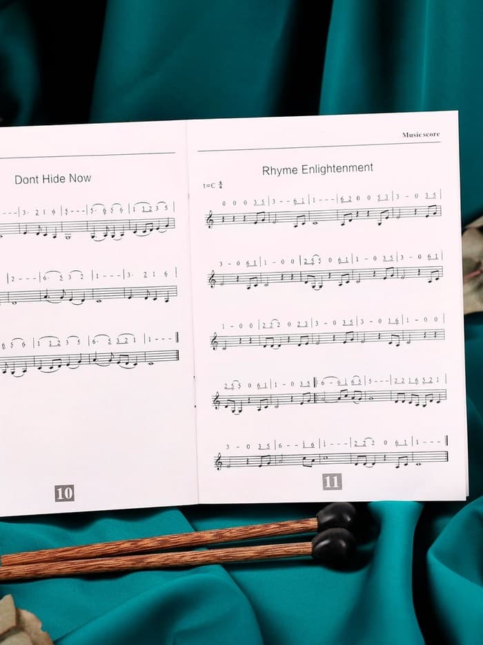 Глюкофон - музыкальный инструмент, желтый, 8 лепестков, 15×9 см