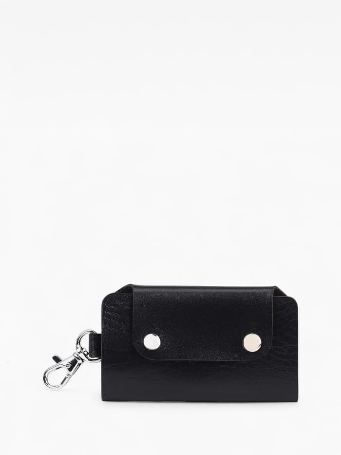 Ключница карманная на кнопках, 7 карабинов, размер 11×2×6.5 см, чёрная