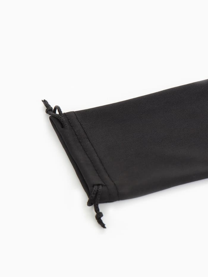 Чехол для очков на затяжке, плотность 110 г/м², размер 8.7×0.5×17.5 см, чёрный