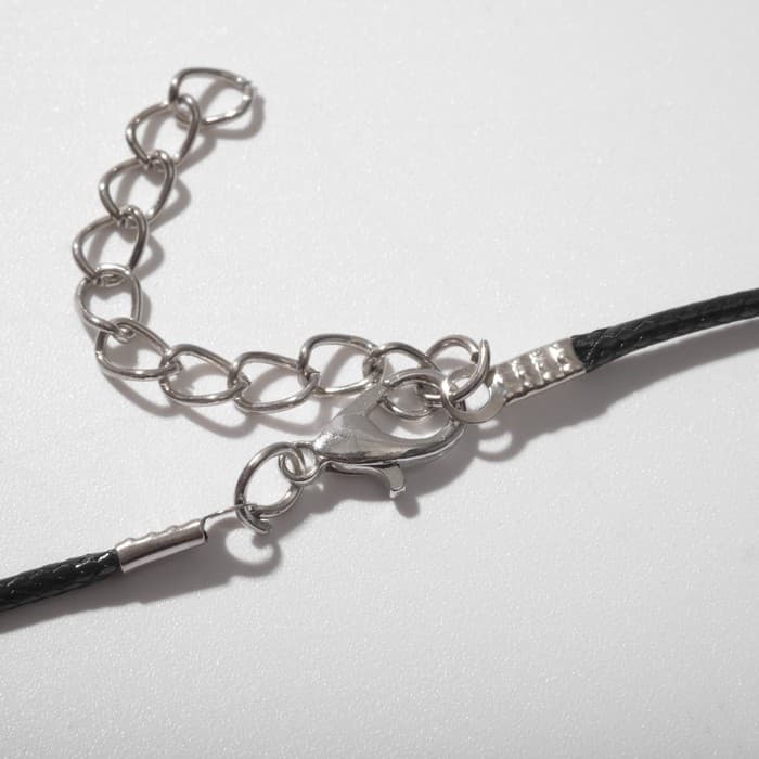 Кулон унисекс «Дракон», светящийся, цвет серебро на чёрном шнурке, 44 см