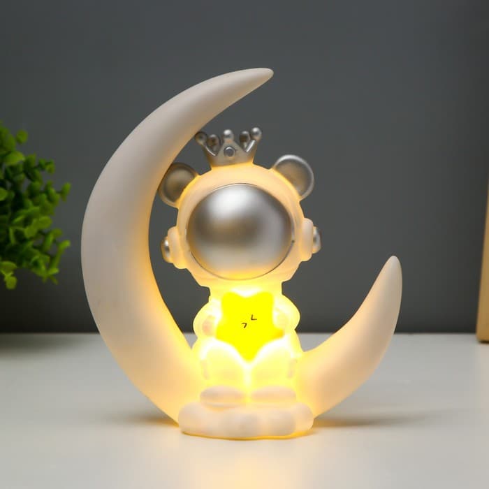 Фигурка световая RISALUX «Принцесса космонавт», LED-ночник, USB, белый, 18×17×7 см