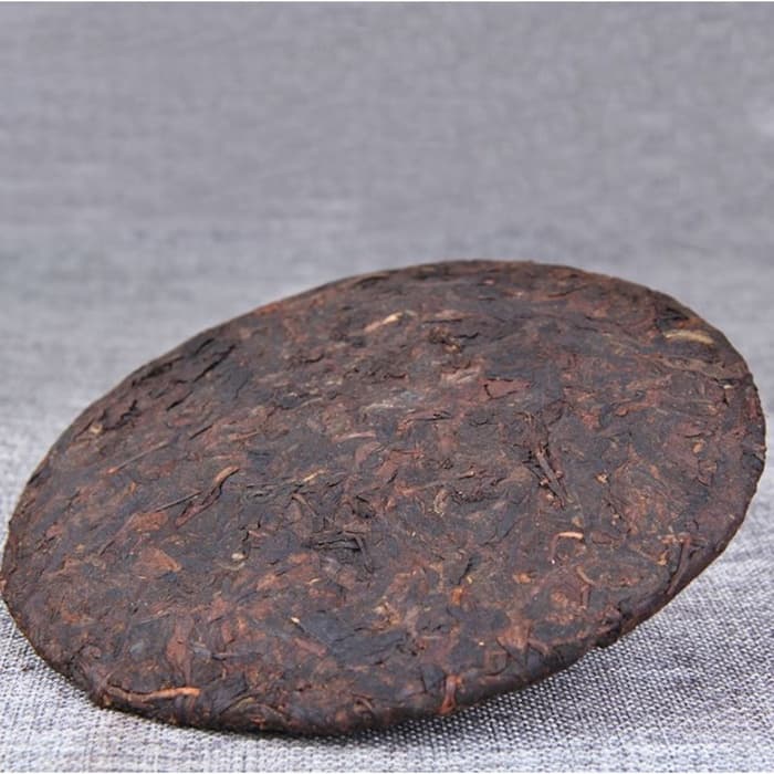 Чай чёрный китайский выдержанный «Шу Пуэр. Ban fen lao shu», Юньнань, 2015 г, блин, 357 г