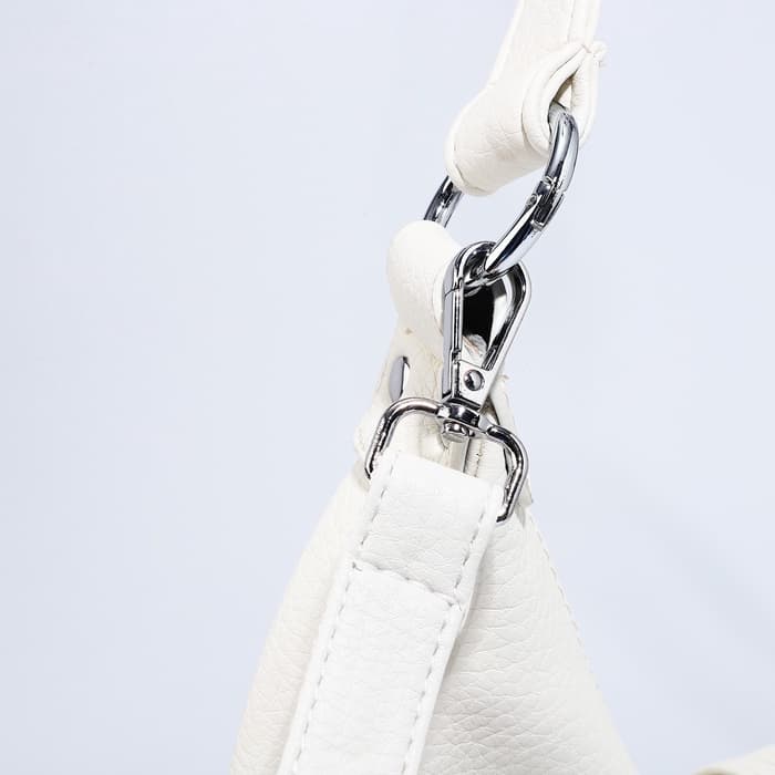 Сумка - мешок женская на молнии, 34×26×8 см, белая