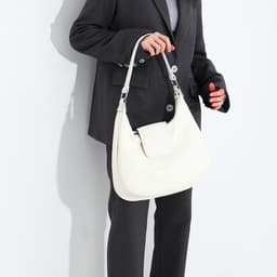 Сумка - мешок женская на молнии, 34×26×8 см, белая