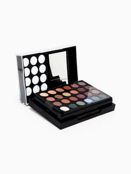 Набор профессиональной косметики Miss Young №17