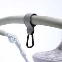 Крючок карабин для сумок на коляску, на липучке, экокожа, серый