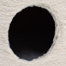 Домик для кошек с когтеточкой, 54×34×80 см, с овальной полкой, пушистый мех, джут, серый