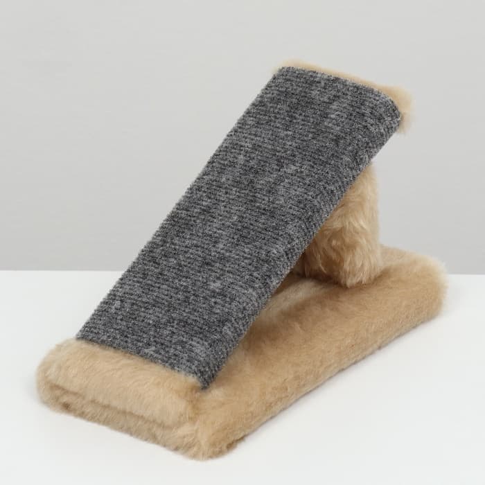 Когтеточка «Горка», мини-версия, 29×14×14 см, ковролин, светло-коричневая