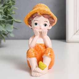 Фигурка полистоун «Мальчик или Девочка с цыплёнком», 7.5×4.5×11 см, МИКС