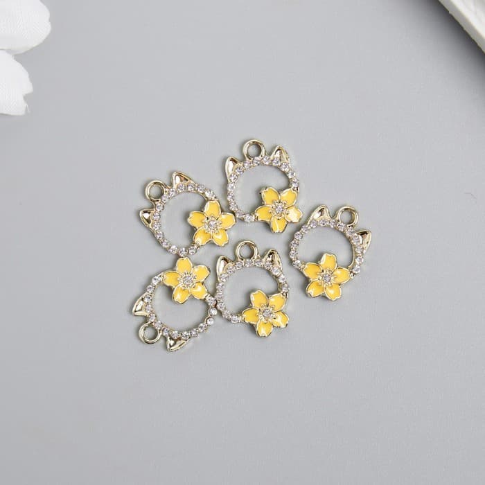 Декор для творчества металл, эмаль, стразы «Кошечка с жёлтым цветком», золото, 1.2×1.7 см