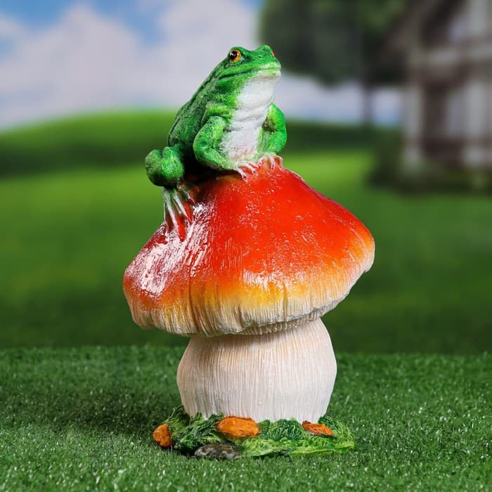 Садовая фигура из полистоуна «Гриб с лягушкой»,14×14×23 см