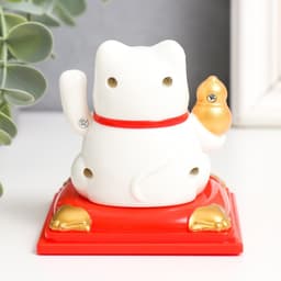 Маятник настольный антистресс «Белый Манэки-нэко с тыквой горлянкой», от солнечной батареи, 7×7×7.5 см