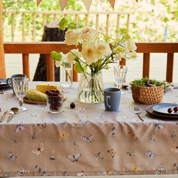 Скатерть «Этель» Butterflies 146×180 см, 100% хлопок, рогожка 186 г/м²