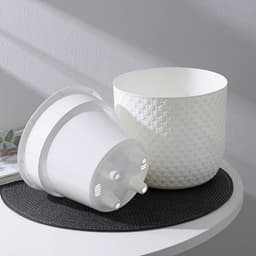 Кашпо для цветов со вставкой «Клевер», 3.2 л, d=17.5 см, h=16 см, белое