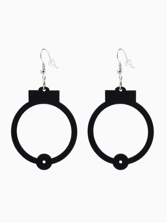 Серьги акриловые «Наручники», чёрные в серебре
