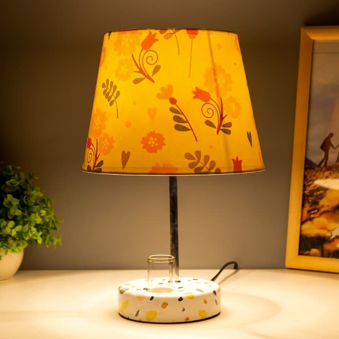 Настольная лампа с абажуром RISALUX «Аэлита», Е14, 15 Вт, белый, 20×20×30 см