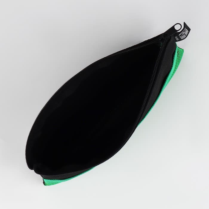 Пенал школьный, текстиль, плоский, 21×10 см «Чёрная с сеткой»