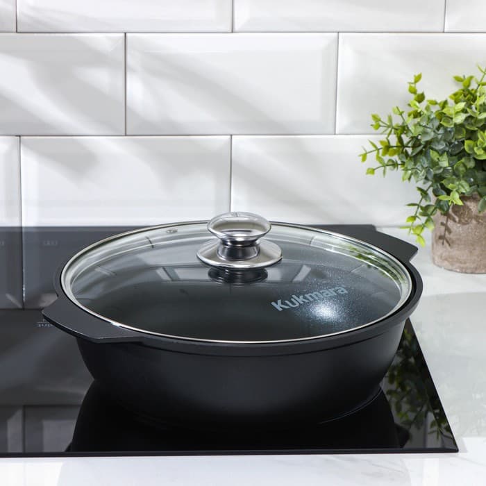 Жаровня KUKMARA «Традиция», 3 л, d=26 см, стеклянная крышка, антипригарное покрытие, чёрная