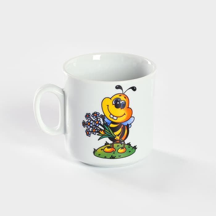 Набор посуды детский Добрушский завод «Пчёлы», 3 предмета: кружка 200 мл, салатник 350 мл, тарелка d=16.5 см, белый, рисунок МИКС