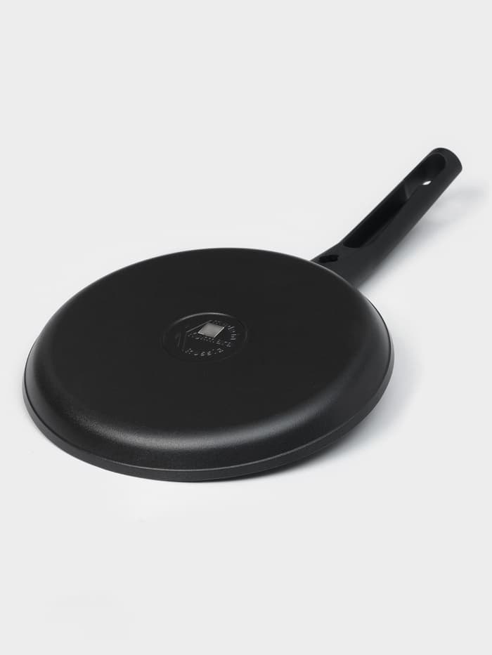 Сковорода блинная KUKMARA «Традиция», d=20 см, съёмная ручка, антипригарное покрытие, литой алюминий, чёрная