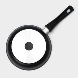 Сковорода KUKMARA «Традиция», d=22 см, стеклянная крышка, съёмная ручка, антипригарное покрытие, алюминий, чёрный