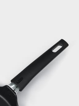 Сковорода блинная KUKMARA «Традиция», d=24 см, съёмная ручка, антипригарное покрытие, алюминий, чёрная