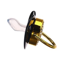 Соска - пустышка силиконовая ортодонтическая M&B «BOSS», от 6 мес., с колпачком, держатель - цепочка, черный/золото, стразы