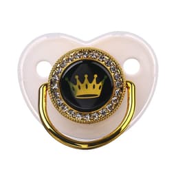 Соска - пустышка силиконовая ортодонтическая M&B «PRINCESS», от 6 мес., с колпачком, держатель - цепочка, белый/золото, стразы