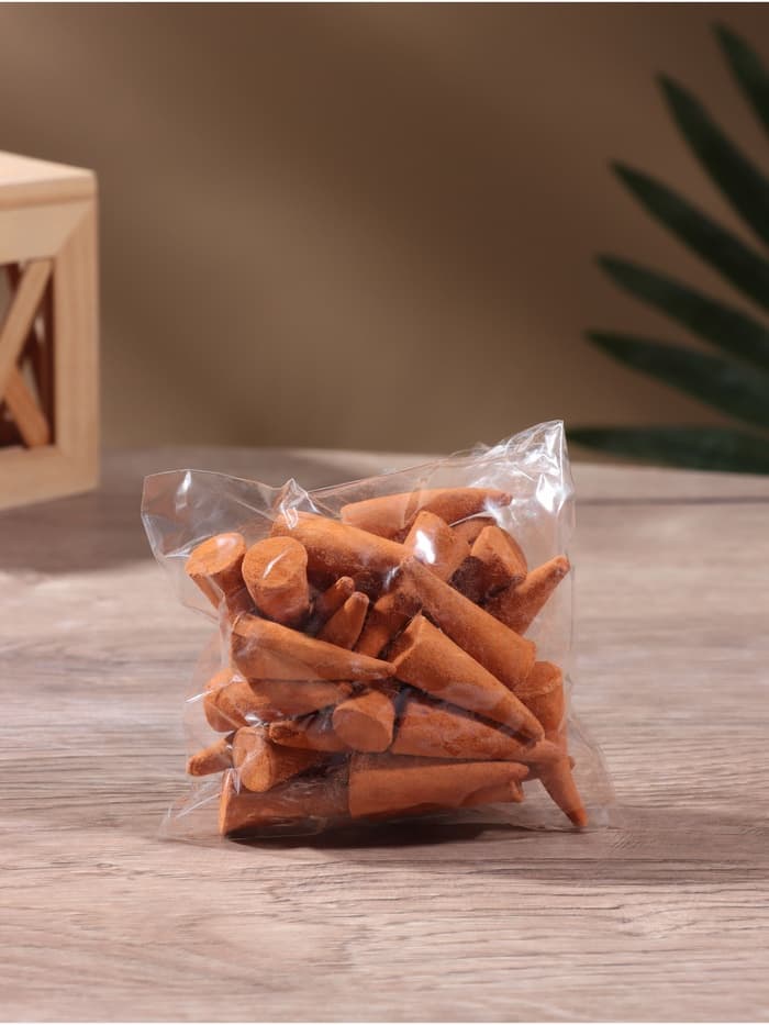 Благовония KARMA BUDDHA, аромаконусы, корица, набор 30 шт.