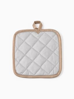 Кухонный набор «Доляна. Снежинки»: прихватка 17×17 см, варежка 26×16 см, фартук 70×80 см, золотистый