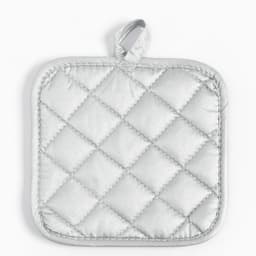 Кухонный набор «Доляна. Снежинки»: прихватка 17×17 см, варежка 26×16 см, фартук 70×80 см, серебристый